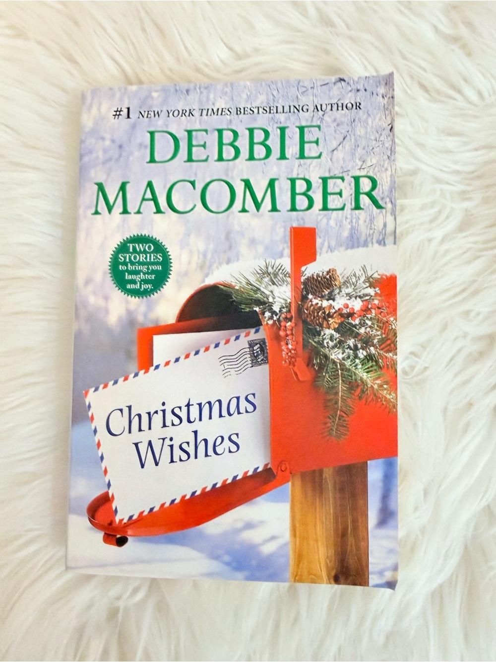 💫10/$25 • Christmas Wishes Paperback by Debbie Macomber